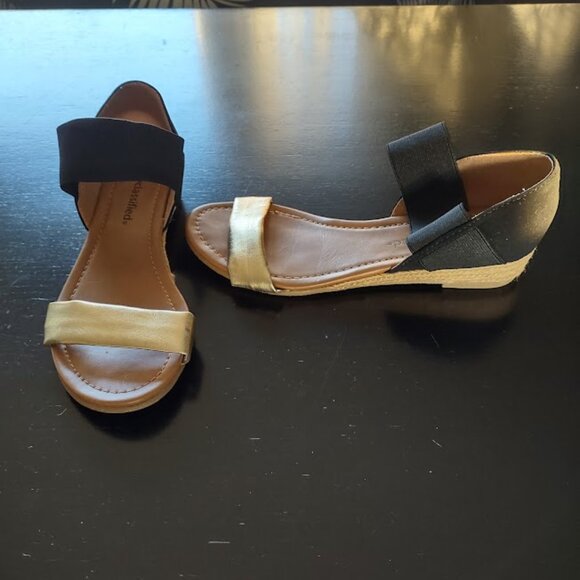 Gold Lame Slide On Sandals - Picture 2 of 4